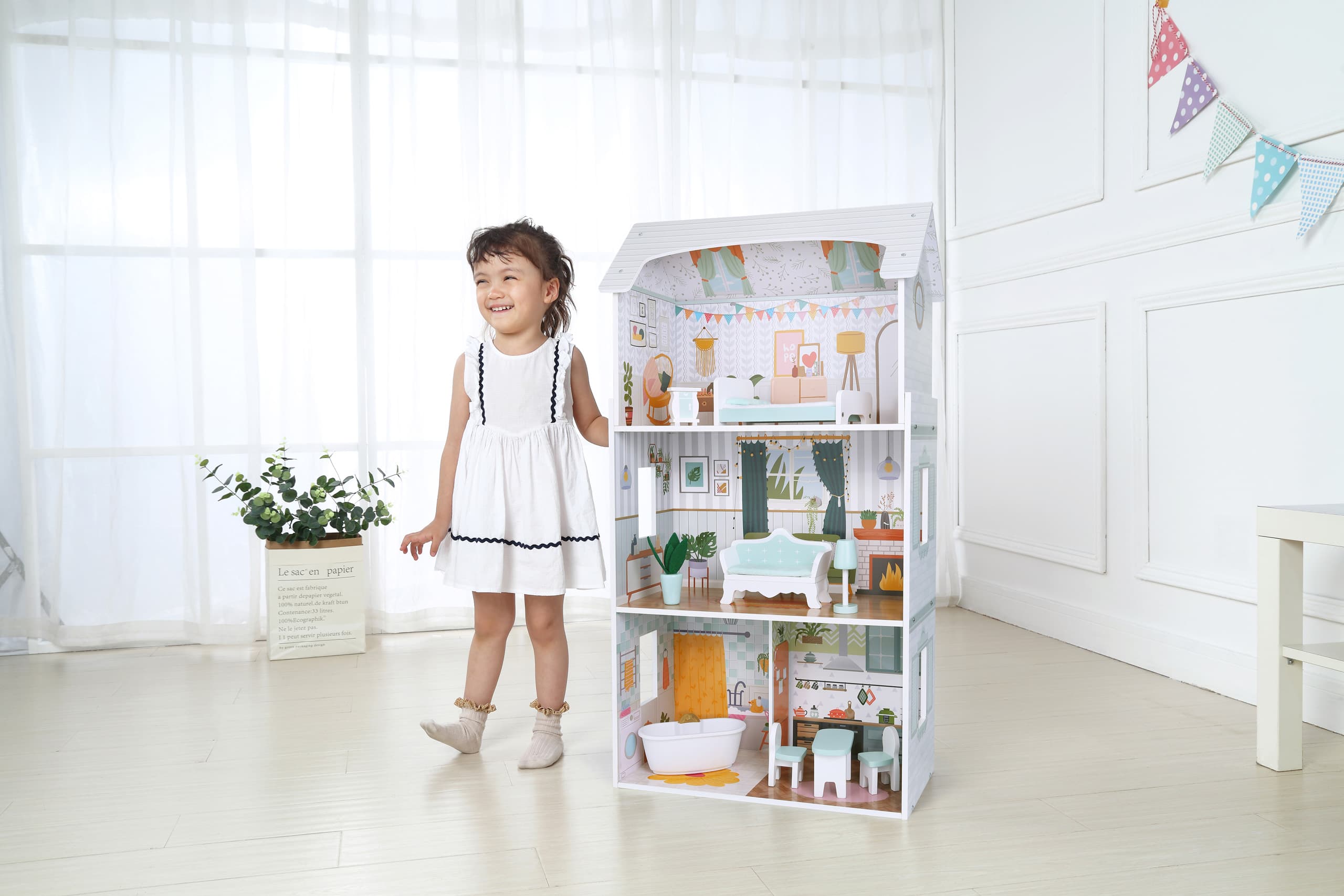 Domek dla lalek Alice 3 piętra 4 pomieszczenia komplet 9 mebelków ECOTOYS
